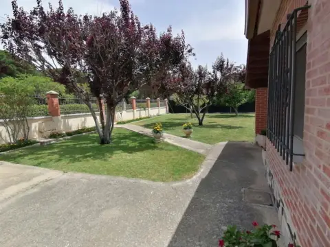 Terreno en calle Diamante