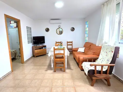 Piso en calle Fidalgo