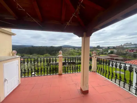 Casa en Oza