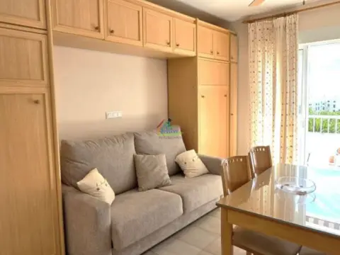 Estudio en calle Aremar