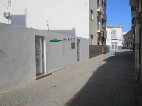Terreno en calle del Santo Sepulcro