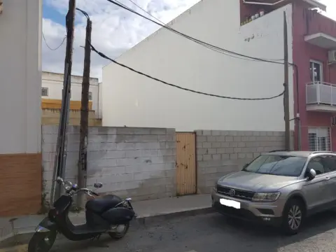 Terreno en calle Ramón y Cajal, 22