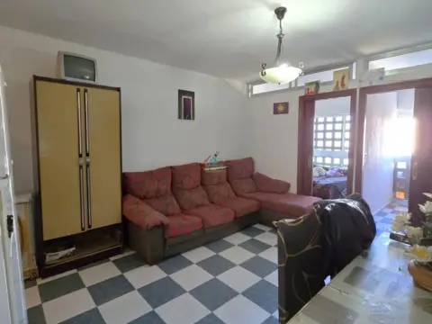 Piso en calle Fidalgo