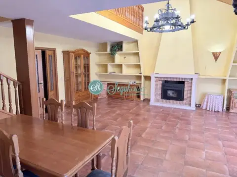 Chalet en Valverde del Majano