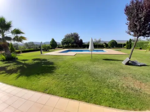 Chalet en Piedrabuena