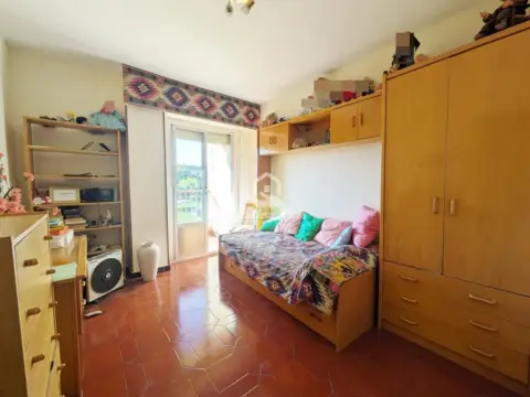 Piso en Avda. Granada