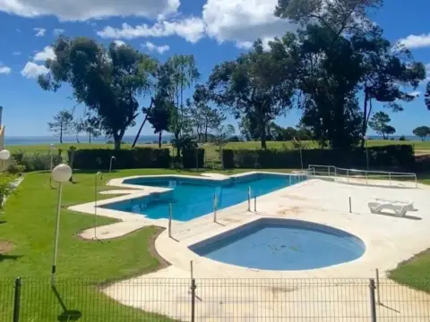 Casa adosada en Islantilla - Campo de Golf