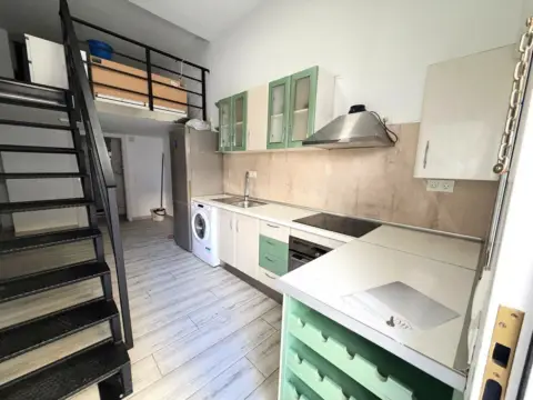 Local comercial en calle Maestra Miret, 7