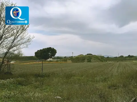 Terreno en Villena