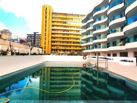 Piso en calle de Colón, 6