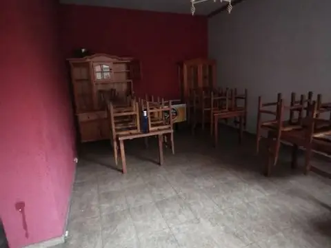 Local comercial en calle de Don Víctor Quintanar