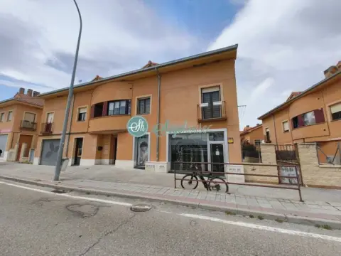 Piso en Torrecaballeros