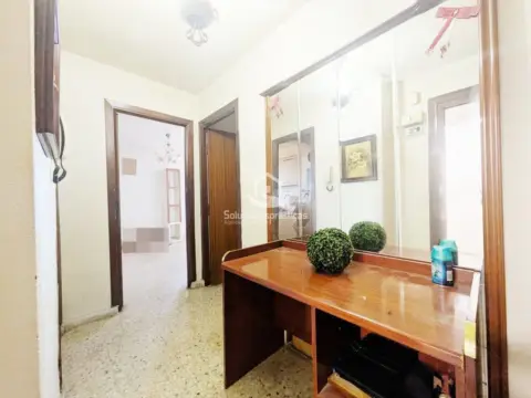 Piso en Polígono del Valle