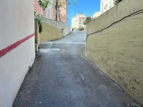 Garaje en Avenida de los Manantiales