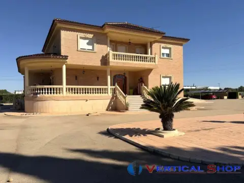 Chalet en calle Diseminados 1