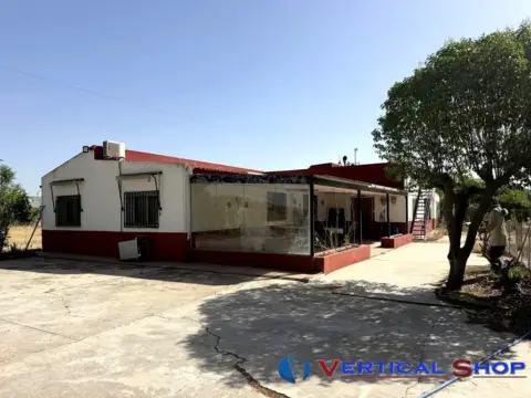 Chalet en calle Casas de Menor