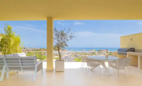 Pis – Benalmádena