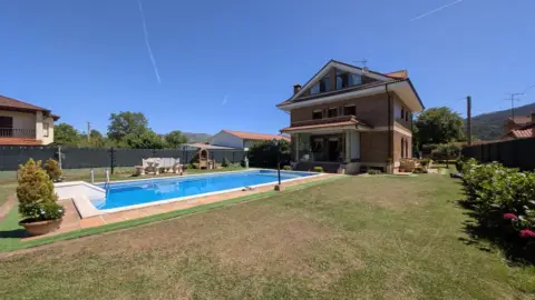 Casa – Los Corrales de Buelna