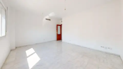 Piso en calle Águila Perdicera