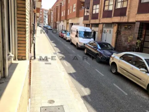 Piso en calle de los Pastores, 38
