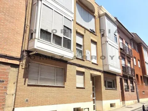 Piso en calle de los Pastores, 38