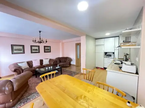 Piso en Pumarín