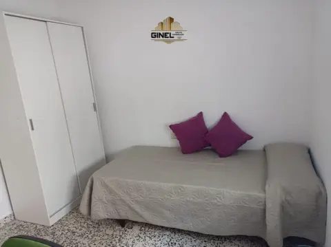 Habitación en Avda. Granada