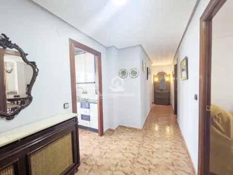 Piso en Avda. Andalucía