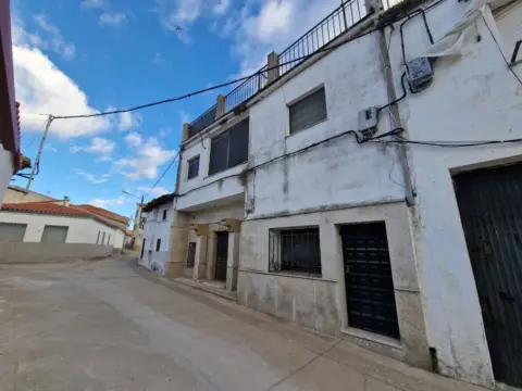 Casa en Carcaboso