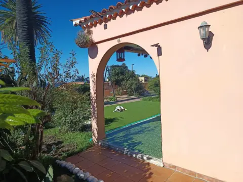 Chalet en Urbanizacion Las Cuevas