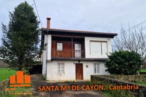 Casa en calle La Alameda