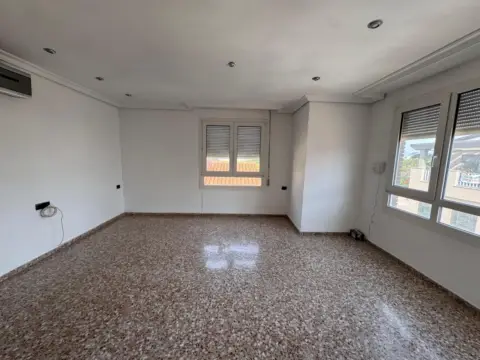 Piso en Carrer del Antiguo Reino de Valencià