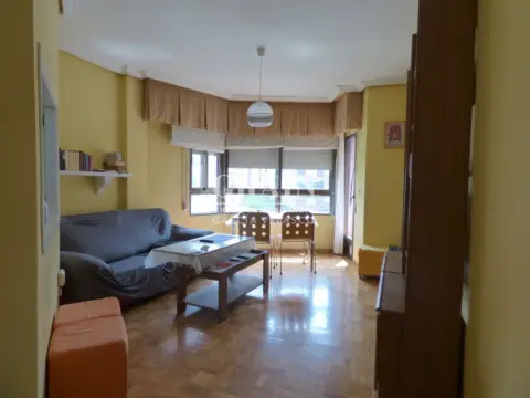 Apartamento en Industria