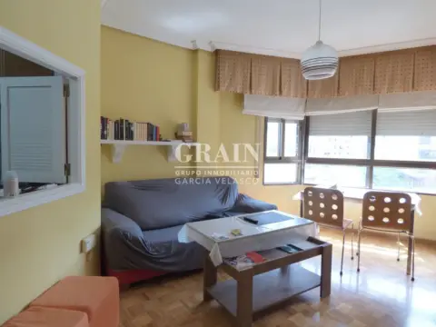 Apartamento en Industria
