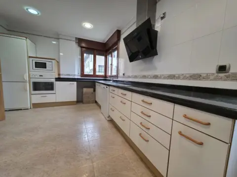 Chalet en Gamarra Mayor