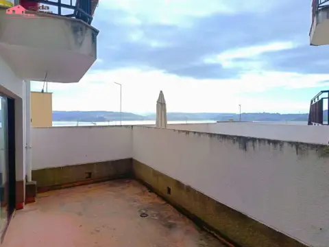 Piso en Avenida de Rosalia de Castro, 46