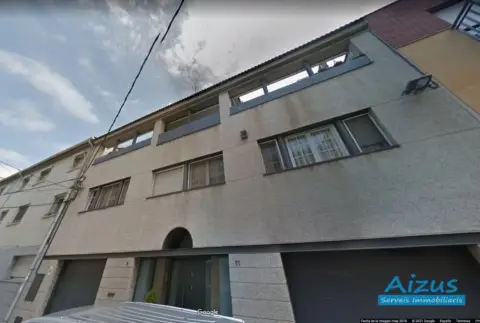 Casa adosada en Ayuntament