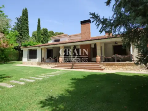 Chalet en Carretera Jaén