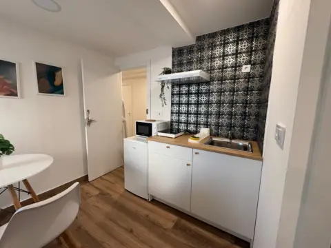 Estudio en Avenida Media