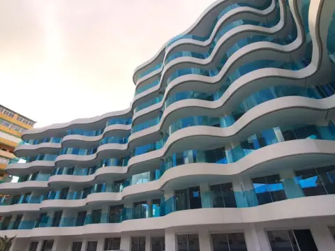 Piso en calle de Colón, 6