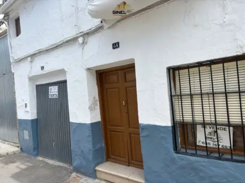 Casa adosada en Alcaudete