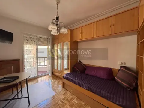 Habitación en Centro - alojamiento en Centro (Logroño)