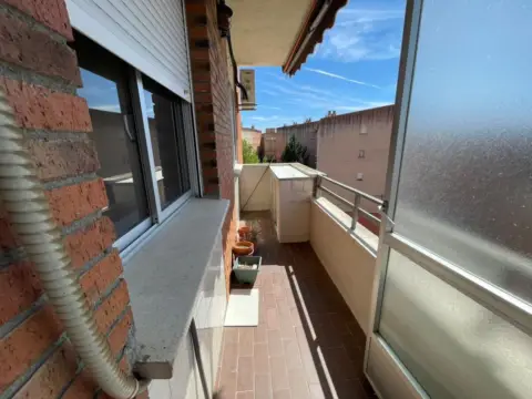 Piso en Barrio - San Miguel