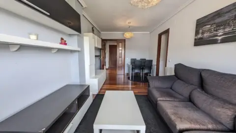 Piso en calle Hoznayo-Sierra, nº 42