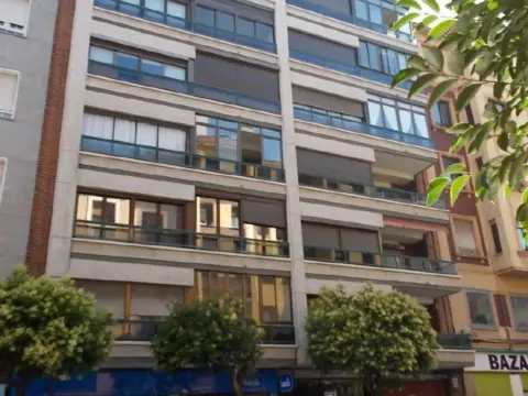 Oficina en Avenida de Quevedo, 22