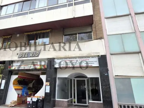 Local comercial en Avenida de la Antigua Florida, 4