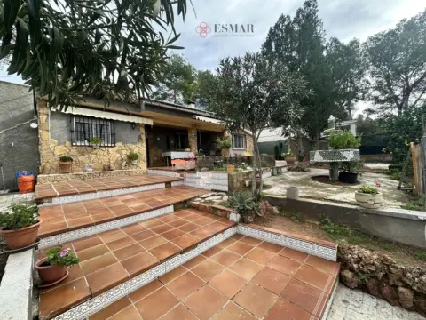 Chalet en Alfara de La Baronía