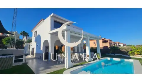Chalet en Costa Esuri