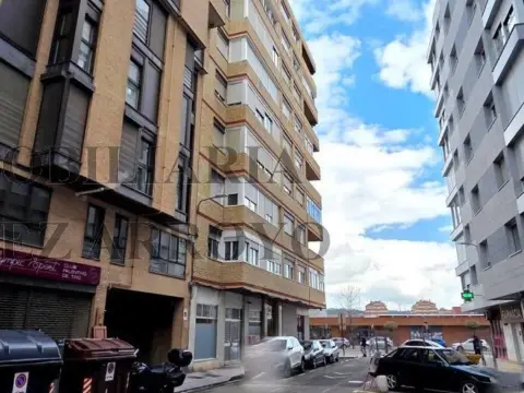 Piso en calle de María de Molina, 11