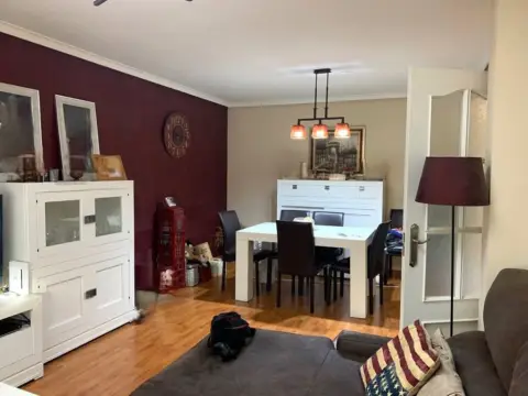 Casa adosada en Roda (La)